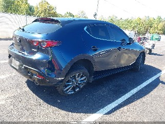 2019 Mazda 3, VIN JM1BPAJM8K1140354. Фото 4 з 6 з аукціону IAAI. Каталог авто зі США OpenDataCar.