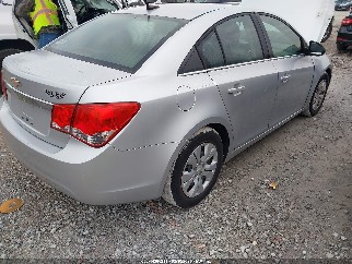 2012 Chevrolet Cruze, VIN 1G1PC5SH4C7338351. Фото 4 з 6 з аукціону IAAI. Каталог авто зі США OpenDataCar.