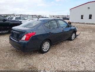 2016 Nissan Versa, VIN 3N1CN7AP3GL826103. Фото 4 з 6 з аукціону IAAI. Каталог авто зі США OpenDataCar.