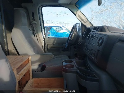 2009 Ford Econoline, VIN 1FTNE14W69DA58308. Photo 5 of 6 from IAAI auction. OpenDataCar US salvage catalog.