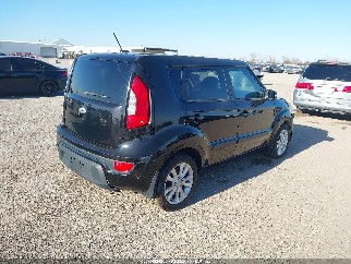 2012 Kia Soul, VIN KNDJT2A67C7747181. Фото 4 з 6 з аукціону IAAI. Каталог авто зі США OpenDataCar.