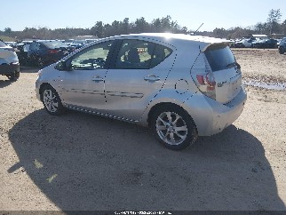 2012 Toyota Prius C, VIN JTDKDTB33C1031425. Фото 3 з 6 з аукціону IAAI. Каталог авто зі США OpenDataCar.
