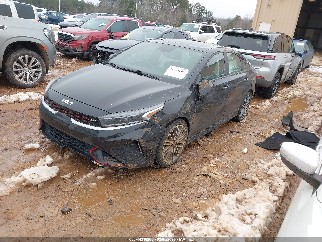 2022 Kia Forte, VIN 3KPF44AC5NE453804. Фото 2 з 6 з аукціону IAAI. Каталог авто зі США OpenDataCar.