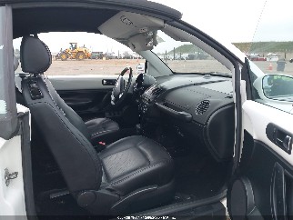 2010 Volkswagen Beetle, VIN 3VWRG3AL9AM006727. Фото 5 з 6 з аукціону IAAI. Каталог авто зі США OpenDataCar.