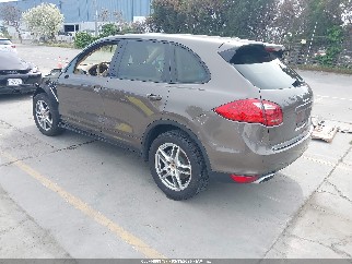 2014 Porsche Cayenne, VIN WP1AF2A23ELA32234. Фото 3 з 6 з аукціону IAAI. Каталог авто зі США OpenDataCar.