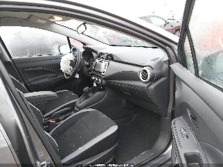 2025 Nissan Versa, VIN 3N1CN8DV3SL813473. Zdjęcie 5 z 6 z aukcji IAAI. Katalog aut z USA OpenDataCar.