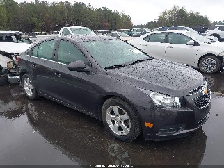 2014 Chevrolet Cruze, VIN 1G1PC5SB7E7102744. Фото 1 з 6 з аукціону IAAI. Каталог авто зі США OpenDataCar.