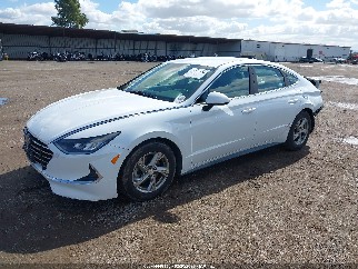 2021 Hyundai Sonata, VIN 5NPEG4JA8MH080687. Фото 2 з 6 з аукціону IAAI. Каталог авто зі США OpenDataCar.