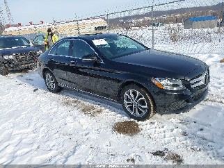 2017 Mercedes-benz C-Class, VIN 55SWF4KB6HU206711. Фото 1 з 6 з аукціону IAAI. Каталог авто зі США OpenDataCar.