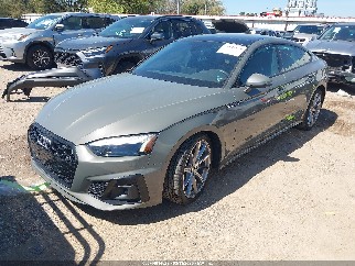 2025 Audi A5 Sportback, VIN WAUDACF59SA010149. Zdjęcie 2 z 6 z aukcji IAAI. Katalog aut z USA OpenDataCar.