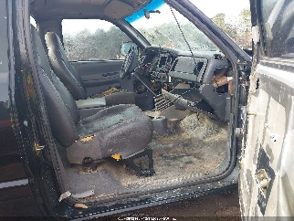 2001 Dodge Ram 1500, VIN 1B7HC16X11S273071. Фото 5 з 6 з аукціону IAAI. Каталог авто зі США OpenDataCar.