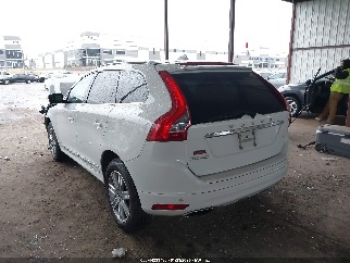 2017 Volvo XC60, VIN YV440MDU8H2005661. Zdjęcie 3 z 6 z aukcji IAAI. Katalog aut z USA OpenDataCar.
