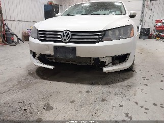 2014 Volkswagen Passat, VIN 1VWAT7A38EC090062. Zdjęcie 6 z 6 z aukcji IAAI. Katalog aut z USA OpenDataCar.