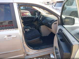 2011 Chrysler Town & Country, VIN 2A4RR5DG0BR665159. Zdjęcie 5 z 6 z aukcji IAAI. Katalog aut z USA OpenDataCar.