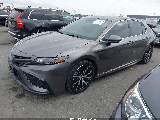 2024 Toyota Camry Hybrid, VIN 4T1G31AK8RU066275. Фото 2 з 6 з аукціону IAAI. Каталог авто зі США OpenDataCar.