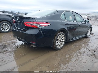 2018 Toyota Camry, VIN 4T1B11HK2JU504654. Zdjęcie 4 z 6 z aukcji IAAI. Katalog aut z USA OpenDataCar.