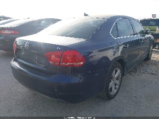 2013 Volkswagen Passat, VIN 1VWBH7A31DC052841. Фото 4 з 6 з аукціону IAAI. Каталог авто зі США OpenDataCar.