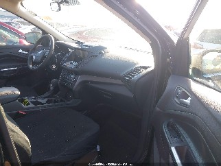 2017 Ford Escape, VIN 1FMCU0GD6HUD16836. Фото 5 з 6 з аукціону IAAI. Каталог авто зі США OpenDataCar.
