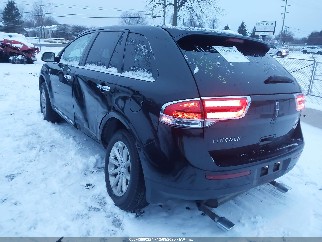 2015 Lincoln MKX, VIN 2LMDJ6JK1FBL20825. Фото 3 з 6 з аукціону IAAI. Каталог авто зі США OpenDataCar.