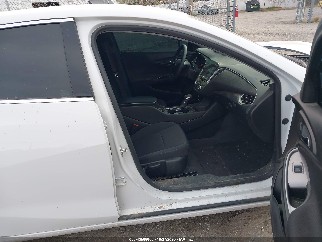 2024 Chevrolet Malibu, VIN 1G1ZB5ST5RF138139. Фото 5 з 6 з аукціону IAAI. Каталог авто зі США OpenDataCar.