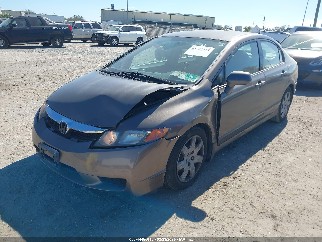 2010 Honda Civic, VIN 2HGFA1F58AH570181. Фото 2 з 6 з аукціону IAAI. Каталог авто зі США OpenDataCar.