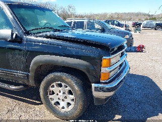 1999 Chevrolet Suburban 1500, VIN 1GBFK16R9XJ422194. Фото 6 з 6 з аукціону IAAI. Каталог авто зі США OpenDataCar.