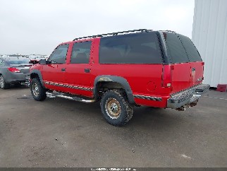 1998 Chevrolet Suburban 2500, VIN 3GNGK26R0WG110620. Фото 3 из 6 с аукциона IAAI. Каталог авто из США OpenDataCar.