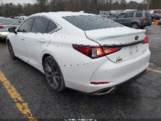 2021 Lexus ES 350, VIN 58AGZ1B10MU110193. Photo 3 of 6 from IAAI auction. OpenDataCar US salvage catalog.