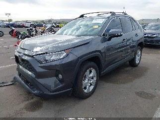 2020 Toyota RAV4, VIN 2T3W1RFV8LW085412. Фото 2 з 6 з аукціону IAAI. Каталог авто зі США OpenDataCar.