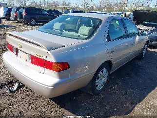 2000 Toyota Camry, VIN 4T1BG22K9YU635183. Zdjęcie 4 z 6 z aukcji IAAI. Katalog aut z USA OpenDataCar.