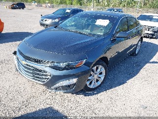 2020 Chevrolet Malibu, VIN 1G1ZD5ST2LF069492. Фото 2 з 6 з аукціону IAAI. Каталог авто зі США OpenDataCar.