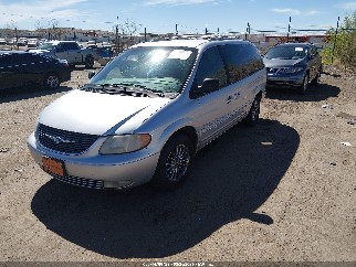 2001 Chrysler Town & Country, VIN 2C8GP64L51R140035. Фото 2 из 6 с аукциона IAAI. Каталог авто из США OpenDataCar.