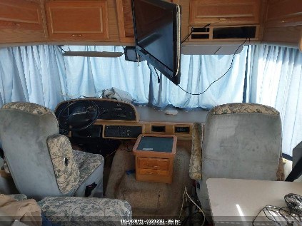 1999 Ford F-550 Super Duty, VIN 3FCNF53S3XJA18371. Фото 5 з 6 з аукціону IAAI. Каталог авто зі США OpenDataCar.