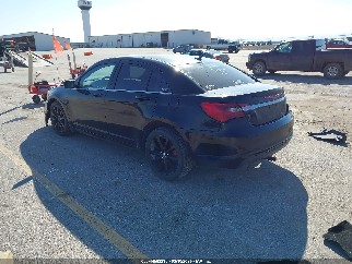 2011 Chrysler 200, VIN 1C3BC8FG8BN567201. Фото 3 з 6 з аукціону IAAI. Каталог авто зі США OpenDataCar.