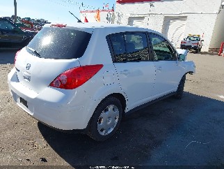 2009 Nissan Versa, VIN 3N1BC13E19L433987. Фото 4 з 6 з аукціону IAAI. Каталог авто зі США OpenDataCar.