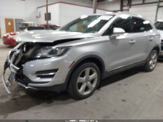 2016 Lincoln MKC, VIN 5LMCJ1D95GUJ21000. Фото 2 з 6 з аукціону IAAI. Каталог авто зі США OpenDataCar.