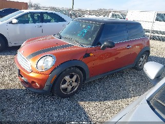 2011 Mini Cooper, VIN WMWSU3C57BT098433. Фото 2 з 6 з аукціону IAAI. Каталог авто зі США OpenDataCar.