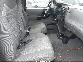 2001 Mazda B4000, VIN 4F4ZR17E51TM00471. Фото 5 из 6 с аукциона IAAI. Каталог авто из США OpenDataCar.