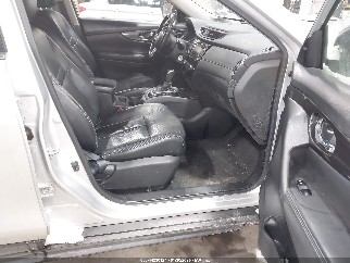 2019 Nissan Rogue Sport, VIN JN8AT2MV3KW388360. Zdjęcie 5 z 6 z aukcji IAAI. Katalog aut z USA OpenDataCar.