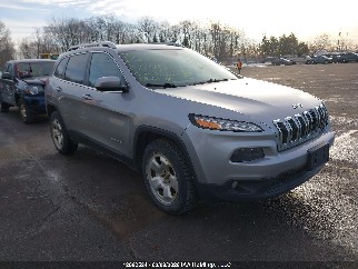2015 Jeep Cherokee, VIN 1C4PJMCS7FW765423. Фото 1 из 6 с аукциона IAAI. Каталог авто из США OpenDataCar.