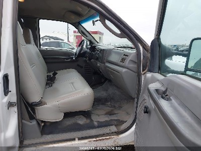 2004 Ford F-350, VIN 1FTSX30L24EC45262. Фото 5 з 6 з аукціону IAAI. Каталог авто зі США OpenDataCar.