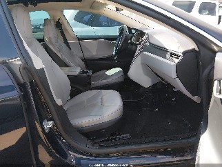 2014 Tesla Model S, VIN 5YJSA1H17EFP49993. Фото 5 из 6 с аукциона IAAI. Каталог авто из США OpenDataCar.