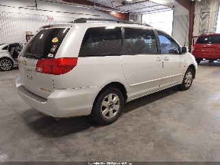 2004 Toyota Sienna, VIN 5TDZA22C04S077686. Фото 4 з 6 з аукціону IAAI. Каталог авто зі США OpenDataCar.