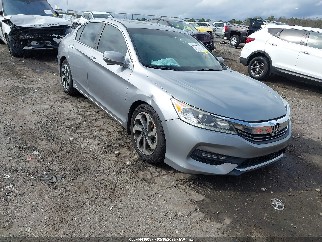 2016 Honda Accord, VIN 1HGCR2F88GA123241. Фото 1 из 6 с аукциона IAAI. Каталог авто из США OpenDataCar.