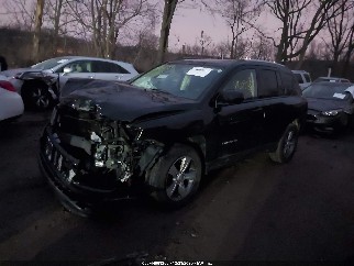 2017 Jeep Compass, VIN 1C4NJCEB7HD186736. Фото 2 из 6 с аукциона IAAI. Каталог авто из США OpenDataCar.