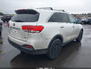 2017 Kia Sorento, VIN 5XYPGDA30HG294760. Фото 4 з 6 з аукціону IAAI. Каталог авто зі США OpenDataCar.