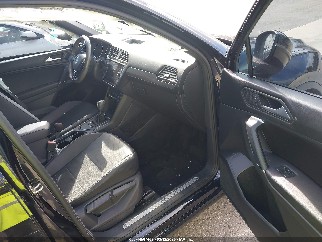 2020 Volkswagen Tiguan, VIN 3VV3B7AX7LM069041. Zdjęcie 5 z 6 z aukcji IAAI. Katalog aut z USA OpenDataCar.