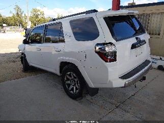 2024 Toyota 4Runner, VIN JTERU5JR0R6224381. Фото 3 з 6 з аукціону IAAI. Каталог авто зі США OpenDataCar.