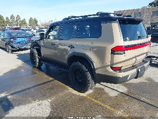 2024 Lexus GX 550, VIN JTJTBCDX8R5006061. Фото 3 из 6 с аукциона IAAI. Каталог авто из США OpenDataCar.