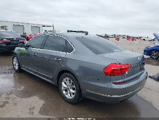 2016 Volkswagen Passat, VIN 1VWAS7A3XGC061779. Фото 3 з 6 з аукціону IAAI. Каталог авто зі США OpenDataCar.